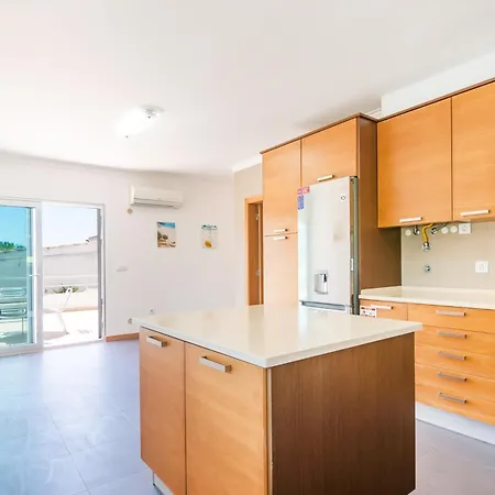 Cadour Villa *